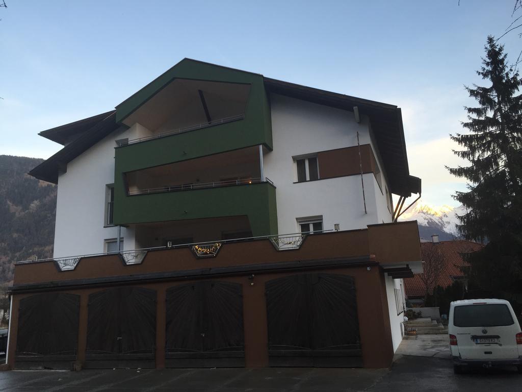 Austrian Motel Heiss Prutz Exterior photo